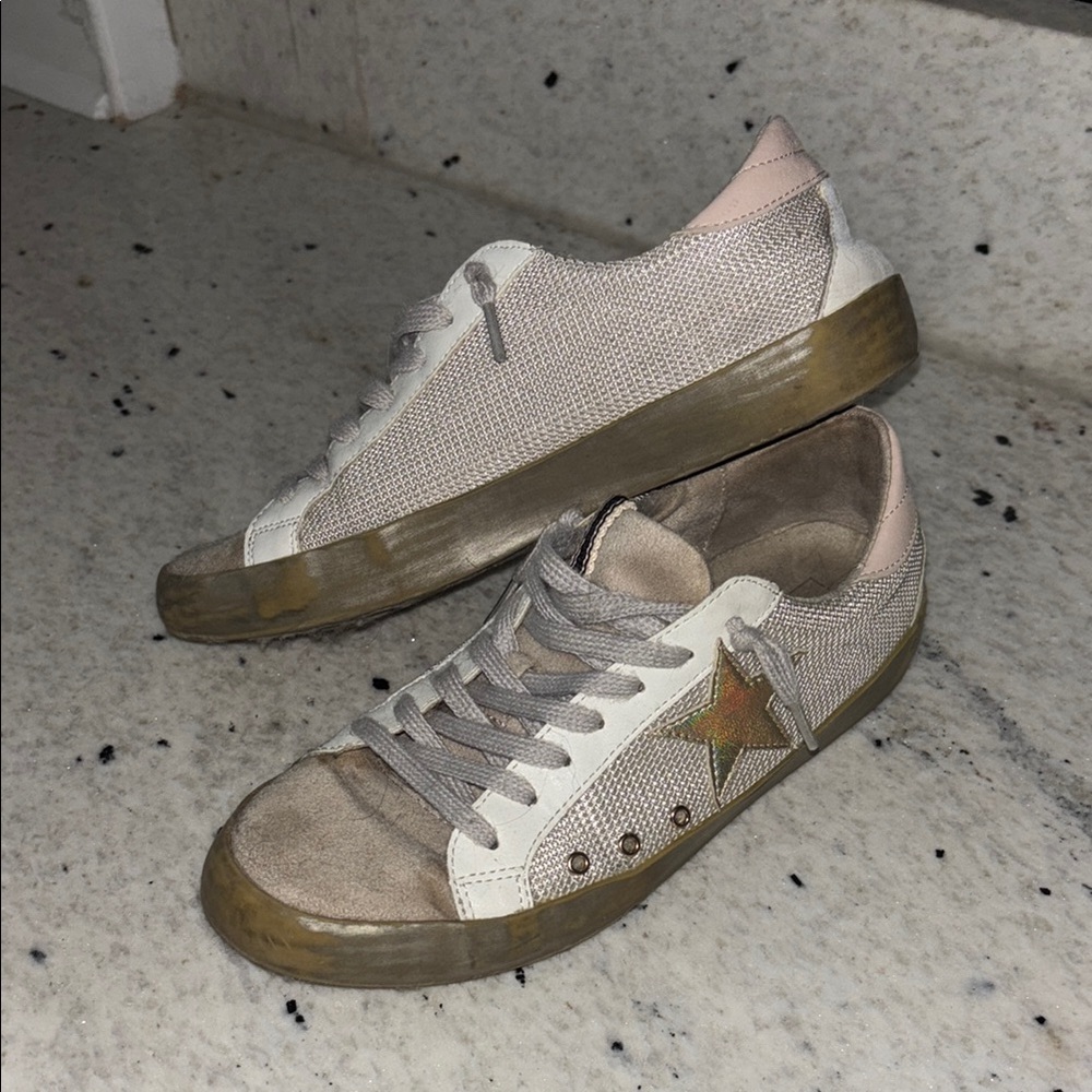 Stylish Women's Sneakers in Gray and Tan